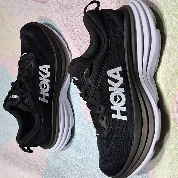 Hoka One One Women's Bondi 8 Size 7B Running Shoes - Picture 4 of 8